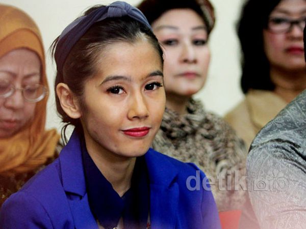 Wajah Lelah Ardina Rasti