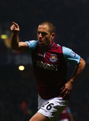 Joe Cole Mulai Menggeliat