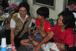 Menkes kepada Pengungsi Banjir: Susu Kaleng Buat Ibunya, Bukan Buat Bayi