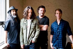 Gitaris Soundgarden Menjawab Tuduhan Bandnya Reuni Hanya Untuk Mengeruk Uang