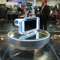 Casing G90 Bikin Ponsel Jadi Kamera Tahan Banting