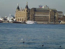 Kadikoy, Tempat di Asia Ini Bisa Melihat Eropa!