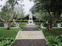 Ini Dia Makam Tentara Nazi di Puncak, Bogor