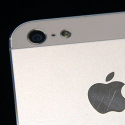 Yaaah! iPhone 5 Ternyata Mudah Tergores