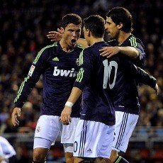 El Real Akan Tetap Main Ofensif