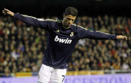 Sebelum ke MU, Ronaldo Pernah Ditawarkan pada Barcelona
