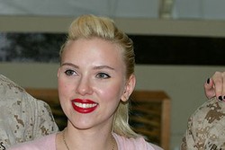 Scarlett Johansson Kembali Ke Panggung Broadway