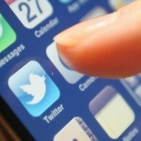 Twitter Bisa Saja Tutup Akun Anonim Negatif