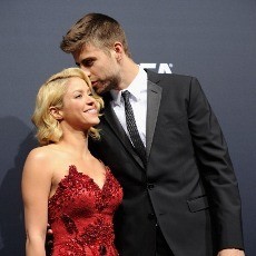 Shakira Melahirkan, Pique Jadi Ayah