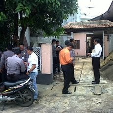 Granat di Rumah Eks Gubernur Jabar Seukuran Bola Tenis