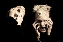 Kesurupan Massal, Bagaimana Bisa Terjadi?