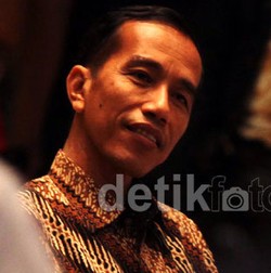 Pindahkan Warga Bantaran Kali, Jokowi Harus Perhatikan Budaya Lokal