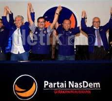 Politikus-politikus Golkar Akan Menyusul Enggartiasto Merapat ke NasDem