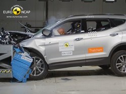 Hyundai Santa Fe Lebih Aman dari M-Class dan Range Rover