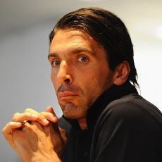 Teken Kontrak Baru, Buffon di Juve sampai 2015