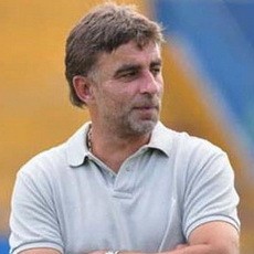 Miroslav Janu Tutup Usia