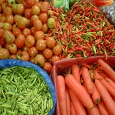 Hujan Gagalkan Panen, Harga Cabai Menjulang