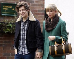 Taylor Swift Pilih Putus karena Curiga Harry One Direction Selingkuh