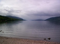 Danau Loch Ness & 6 Destinasi yang Terkenal Karena Mitos