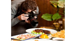 Pengunjung Dilarang Memotret Makanan di Restoran Ini!