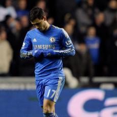 Hazard Dibela, Si Ball Boy Juga Dikecam