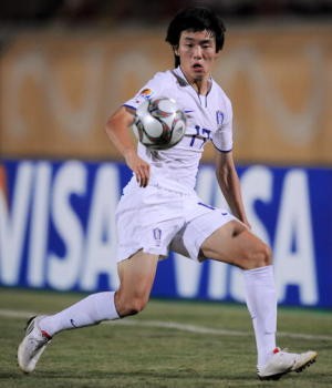 QPR Rekrut Bek Korea