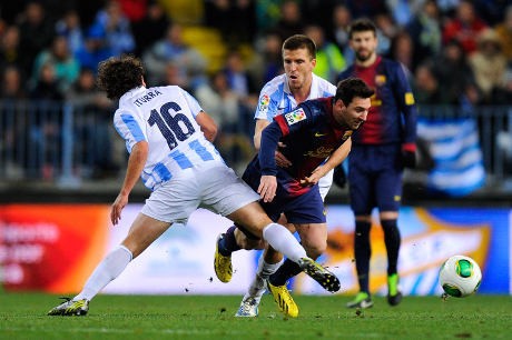 Singkirkan Malaga, Barca Jumpa Madrid di Semifinal Singkirkan Malaga, Barca Jumpa Madrid di Semifinal