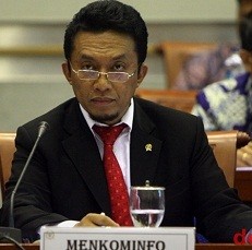 Tifatul: Ada Akun di Twitter Sebar Fitnah, Lapor Polisi Saja