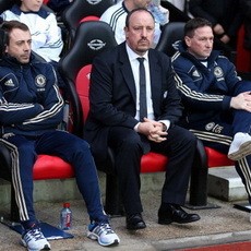 Benitez Anggap Skuat Chelsea Kurang Besar