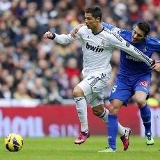 Ronaldo Hat-trick , Madrid Hantam Getafe 4-0