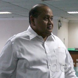 Kasus PLTU Tarahan, KPK Perpanjang Pencegahan Emir Moeis