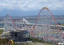 Mantap! Jepang Punya Roller Coaster Terpanjang di Dunia