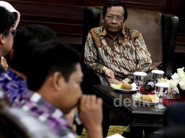 Mahfud MD Bertemu dengan Tokoh Lintas Agama