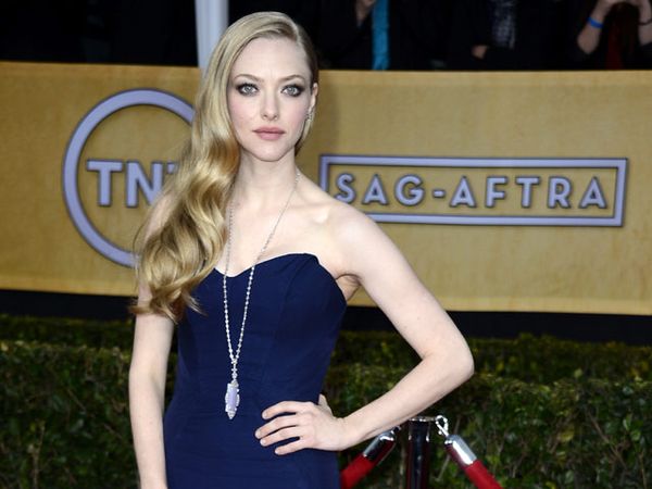 Parade Gaun Biru di Red Carpet SAG Awards Parade Gaun Biru di Red Carpet SAG Awards