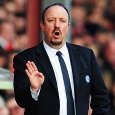 Benitez, di Tengah Caci dan Ekspektasi