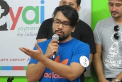 Fajar Alexa dan Semangat Merawat Putrinya yang Kena Leukemia