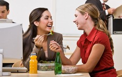 Meski Sibuk Dikejar Deadline, Jangan Lewatkan Makan Siang!