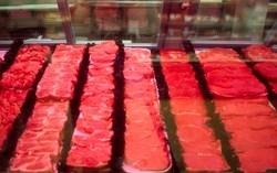 Lakukan Hal Ini Saat Membeli Daging Sapi Halal!