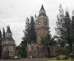 Keren! Ada Jam Big Ben London di Surabaya