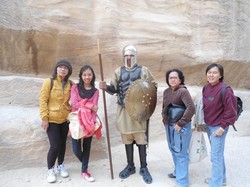 Menemukan Harta Karun Indiana Jones di Petra, Yordania