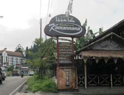 Ahlan wa Sahlan! Ini Dia Base Camp Turis Arab di Puncak