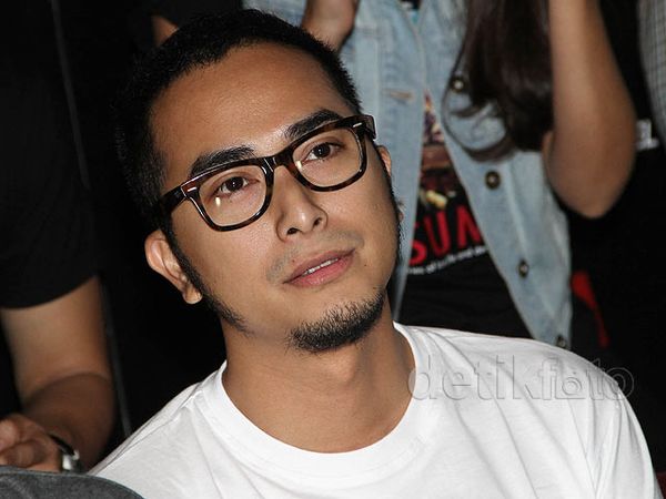 Setahun Sekali, DJ Winky Berlibur ke Luar Negeri