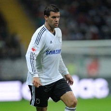 Schweinsteiger: Ballack Layak Mendapatkan Laga Perpisahan