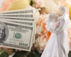 Riset: Rata-rata Pasangan Nabung 2 Tahun untuk Siapkan Dana Pernikahan