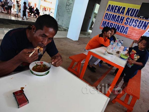 Aneka Kuliner di Rusunawa Marunda
