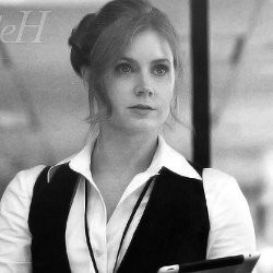 Foto Pertama Amy Adams sebagai Lois Lane di Superman: Man of Steel
