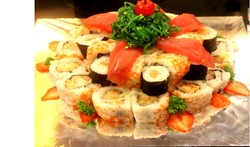 Create Your Own Sushi Cake, Perkenalan Sushi Cake dari Poke Sushi