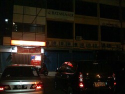 Berita Pailit Merebak, Kantor Batavia Diserbu Calon Penumpang Sejak Sore