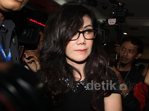Amy Kembali Jenguk Raffi Ahmad