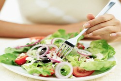 Ingin Turunkan Berat Badan? Diet Seperti Ini Bisa Anda Contoh